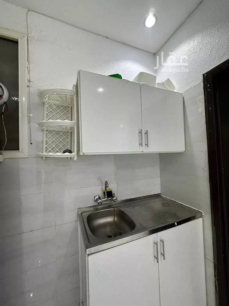 1 bedroom apartment in King Faisal 3