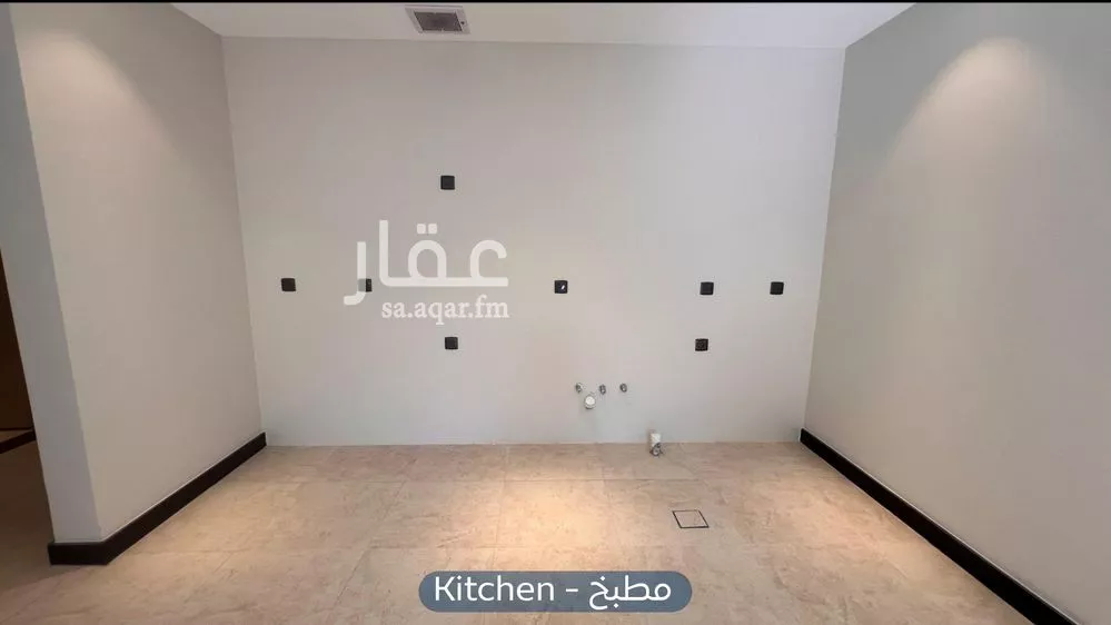 شقة 3 غرف في العارض 10