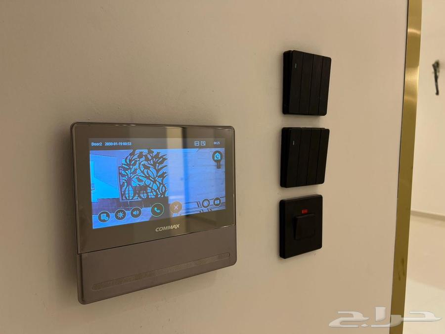 شقة 4 غرف في الملك فهد 5