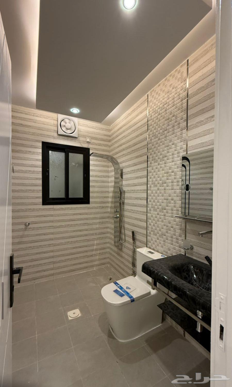 4 bedroom apartment in Wali Al Ahd 6