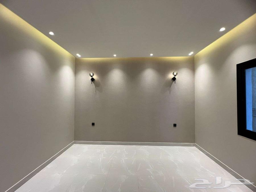 شقة 5 غرف في ولي العهد 13