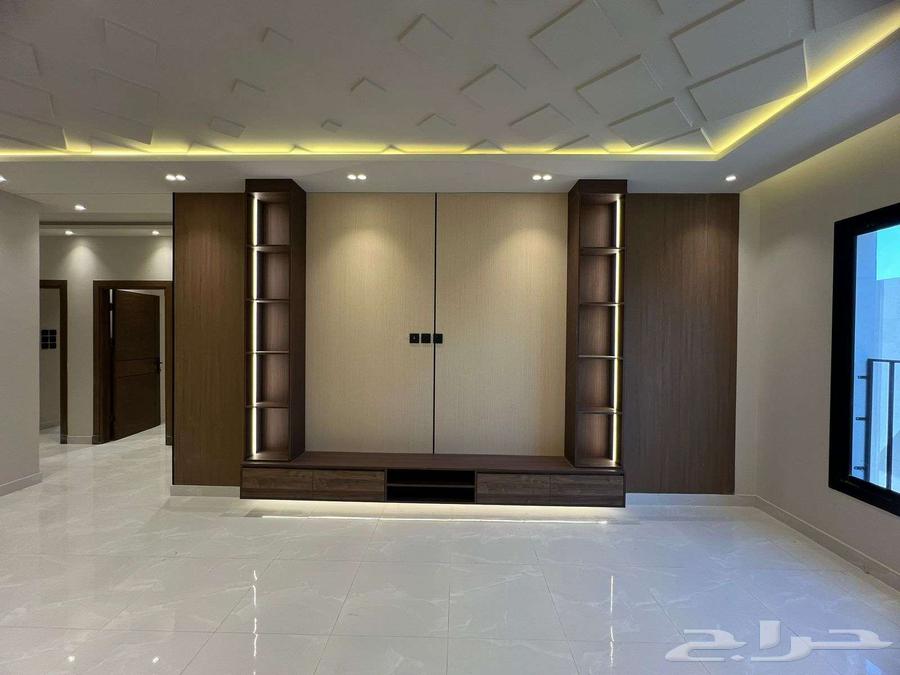 شقة 5 غرف في ولي العهد 7