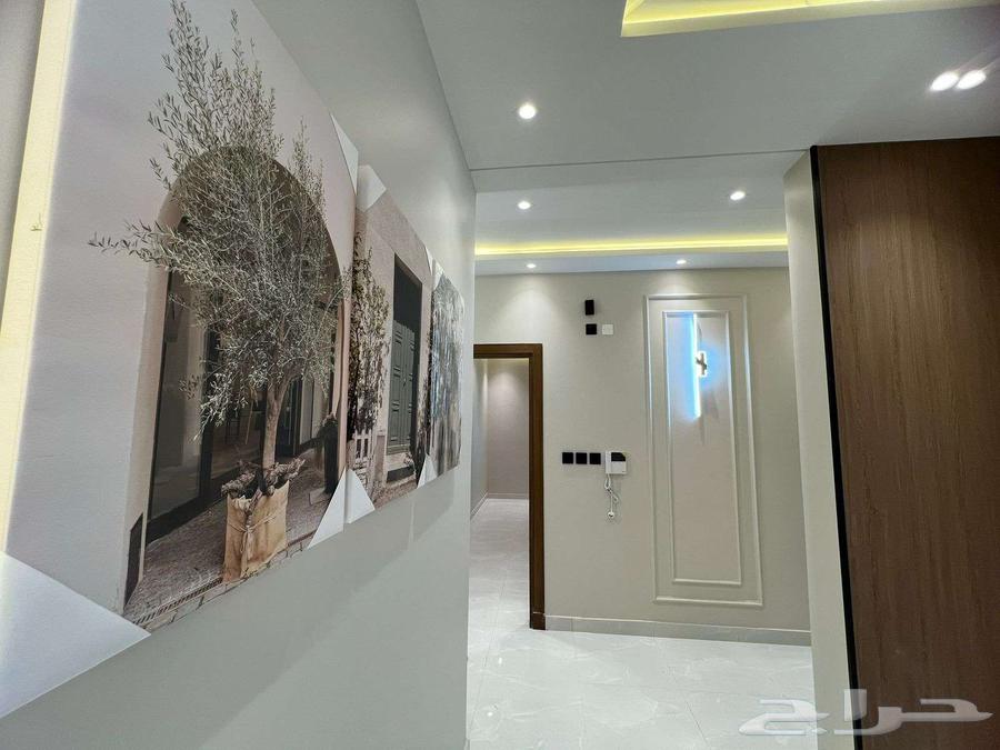 شقة 5 غرف في ولي العهد 8