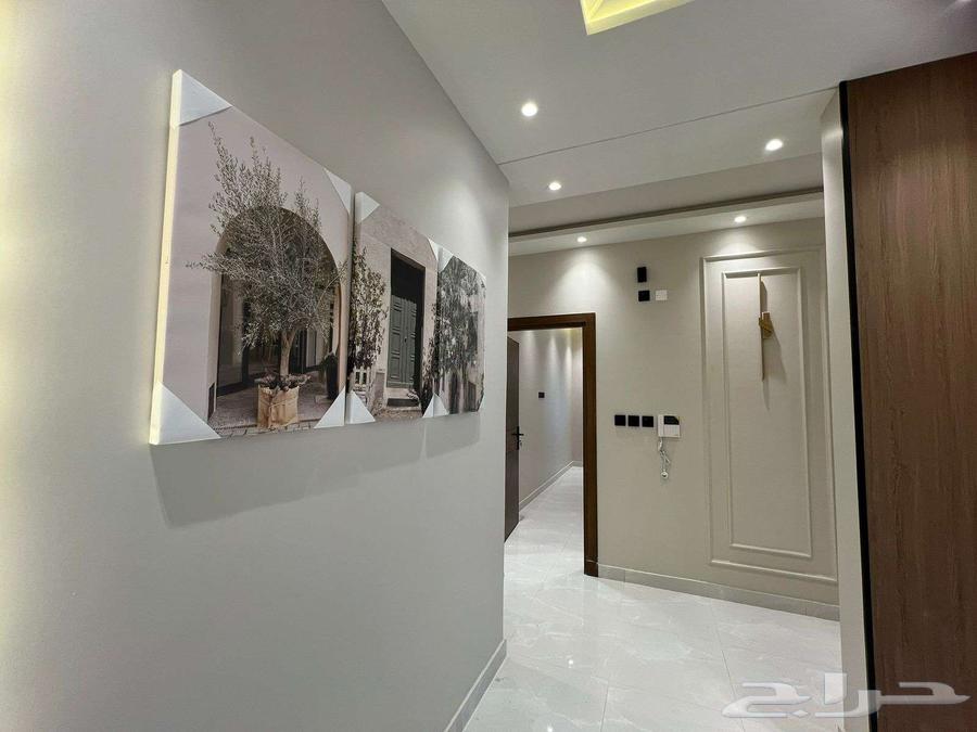 شقة 5 غرف في ولي العهد 10