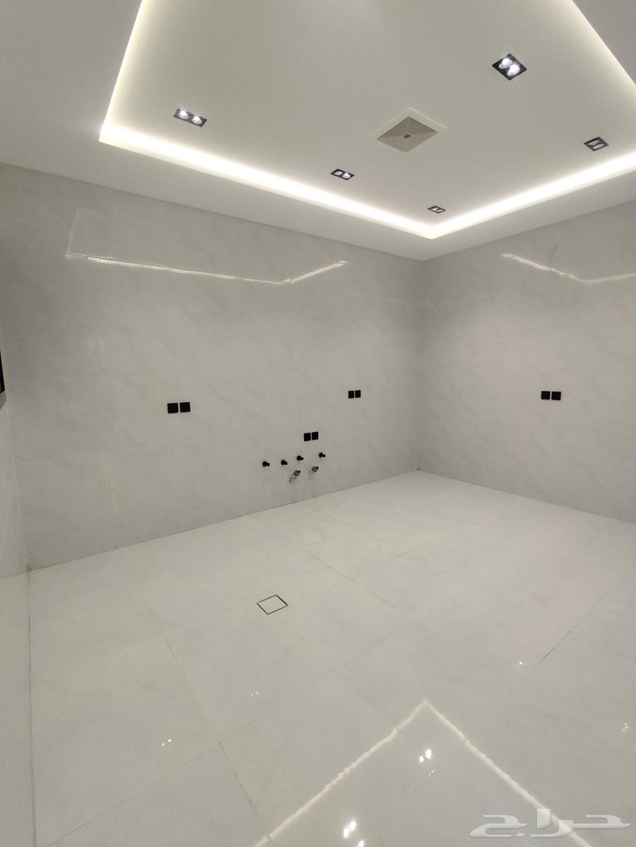 شقة 6 غرف في الشرائع 12