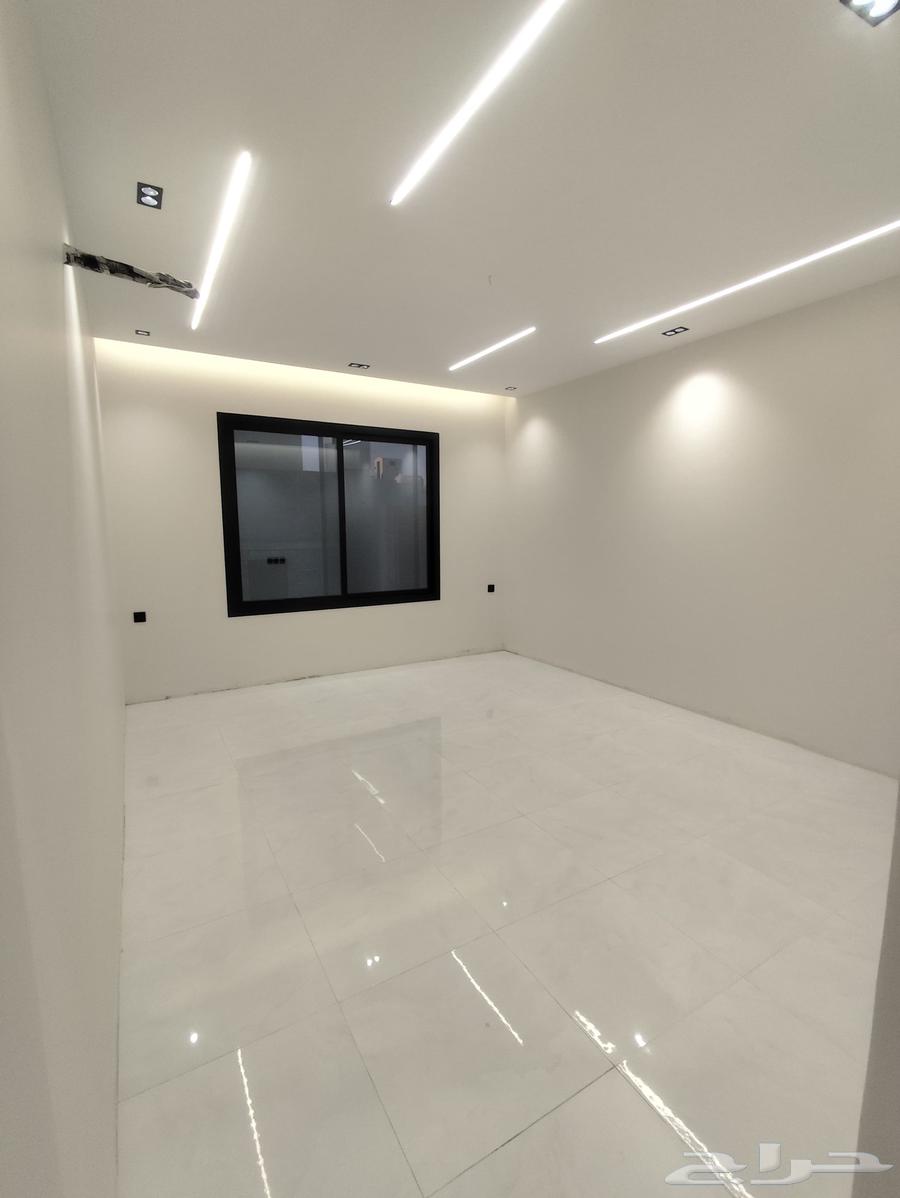 شقة 6 غرف في الشرائع 15