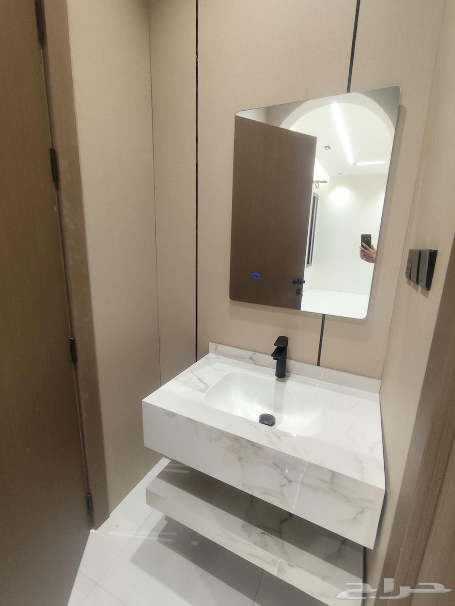 شقة 6 غرف في الشرائع 16