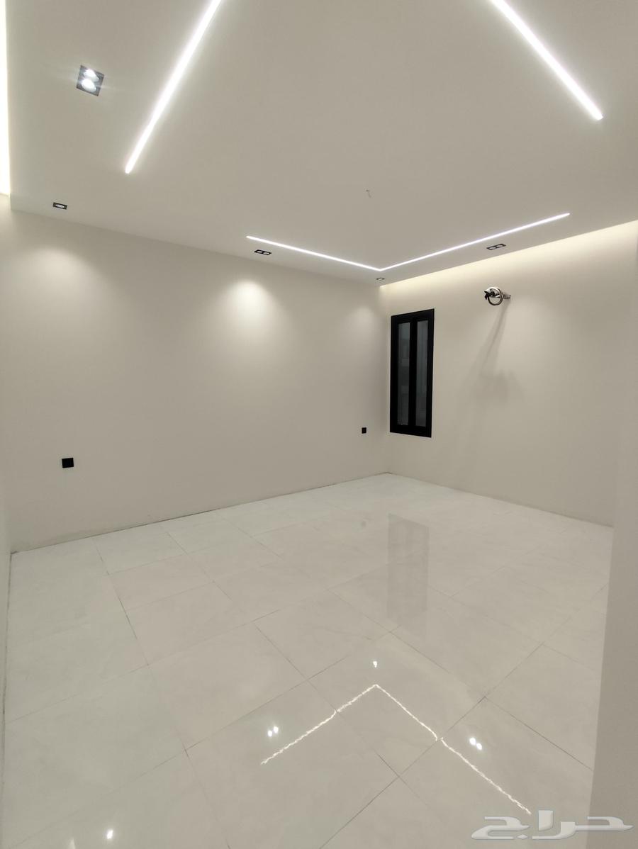 شقة 6 غرف في الشرائع 8