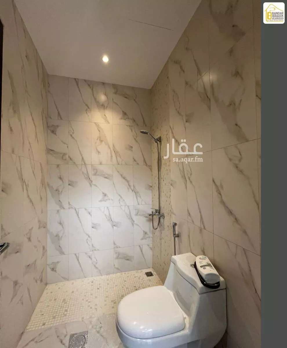 دور 4 غرف في النرجس 17