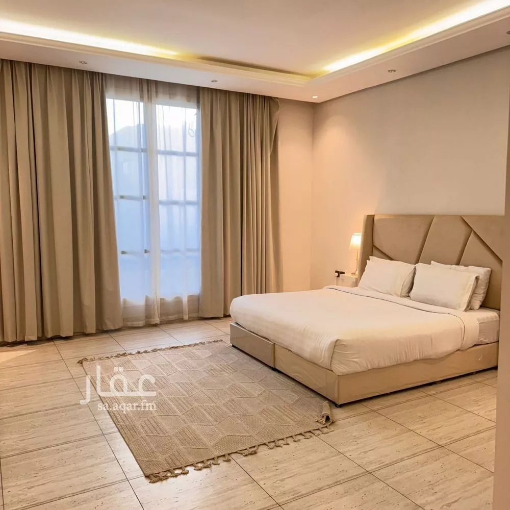 3 bedroom apartment in Al Malqa 6