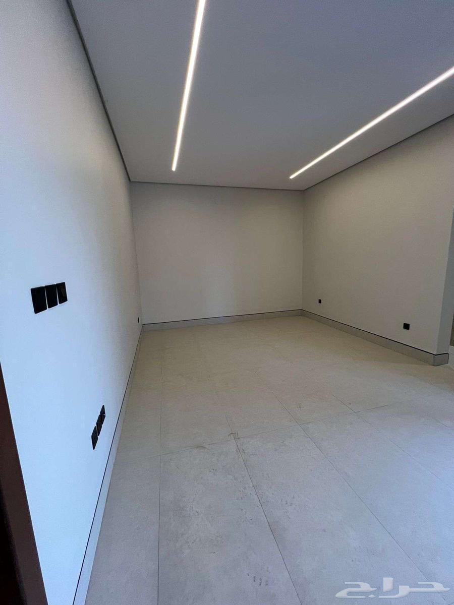 فيلا 5 غرف في المهدية 12