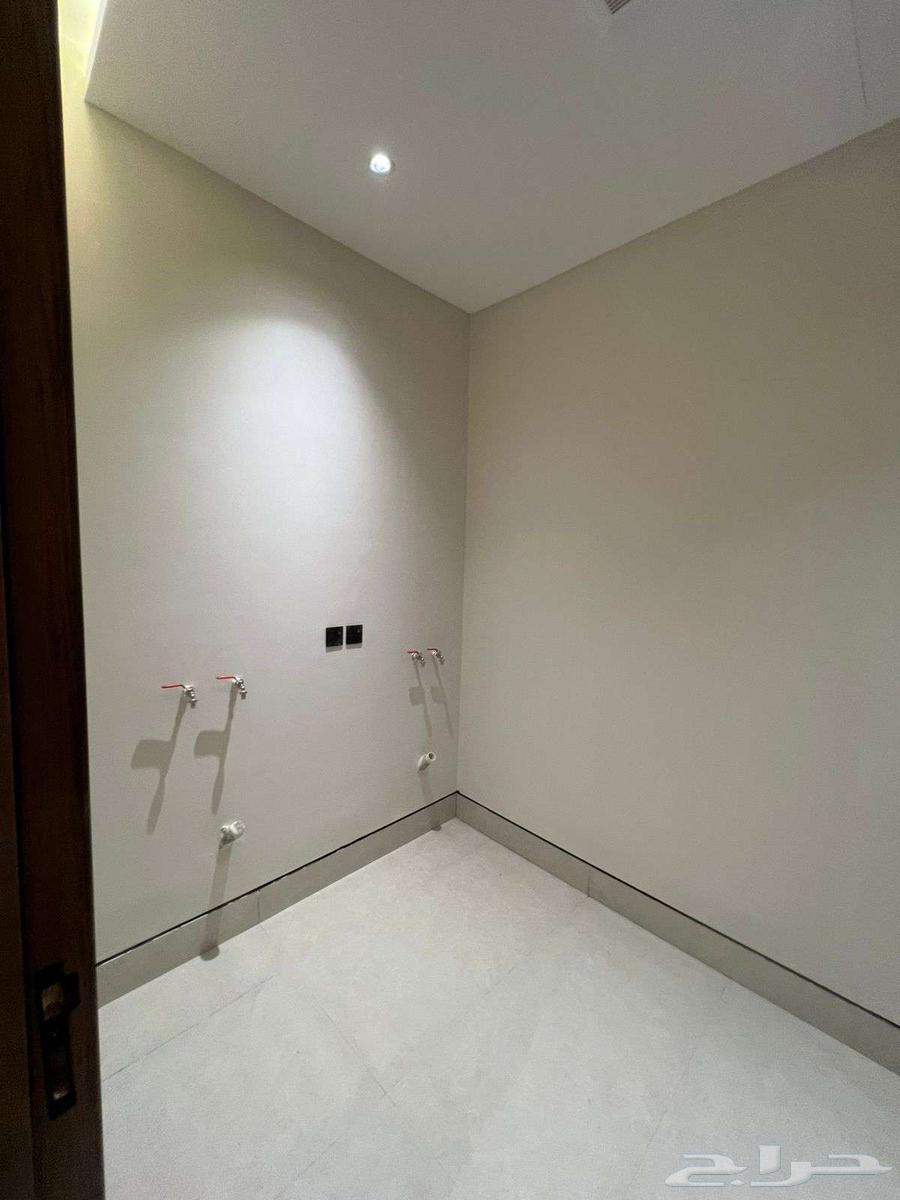 فيلا 5 غرف في المهدية 13