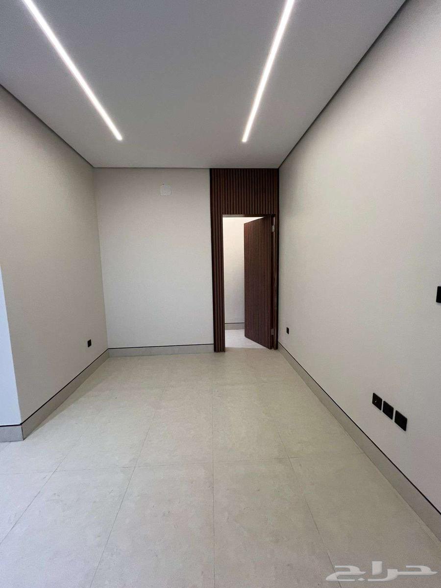 فيلا 5 غرف في المهدية 6