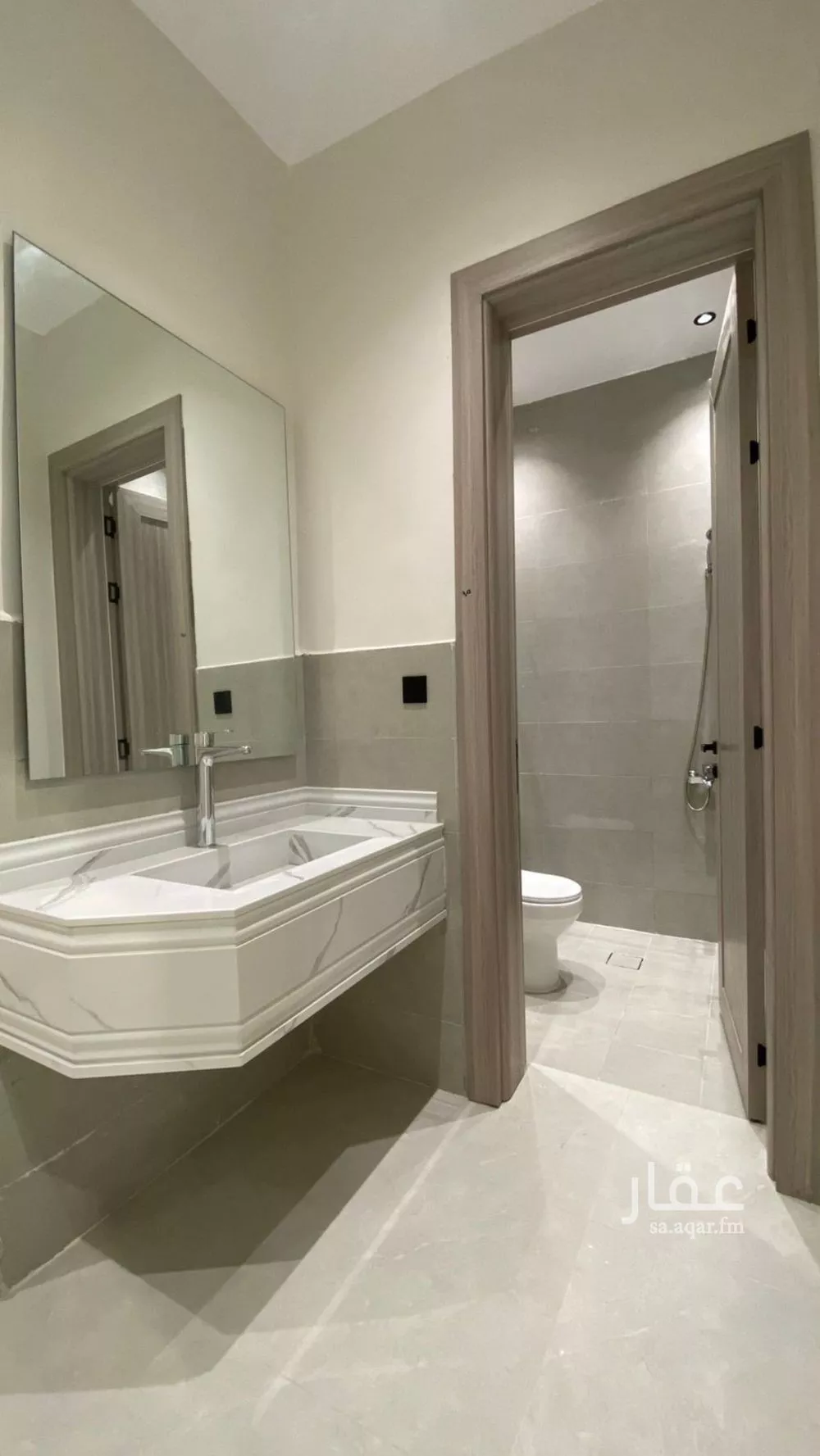 7 bedroom villa in Al Amwaj 9