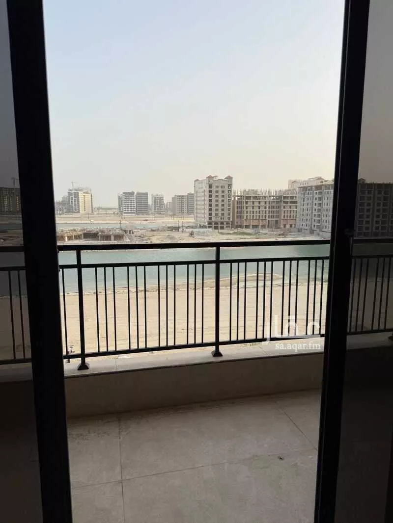 4 bedroom apartment in Al Khour 7