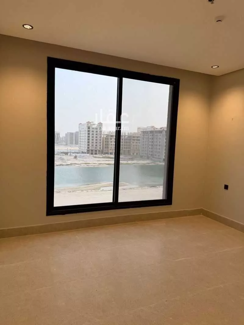 4 bedroom apartment in Al Khour 8