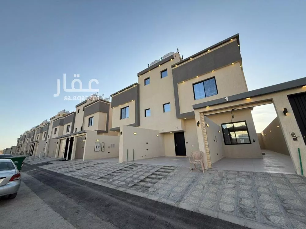 5 bedroom floor in Badr 5