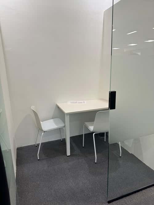 مكتب 10829 م² في الروضة 9