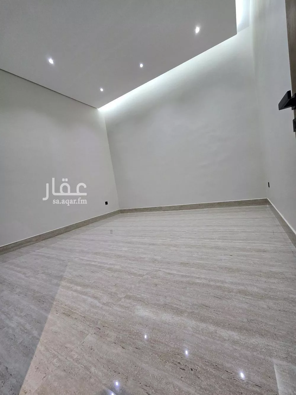 3 bedroom floor in Al Rimal 14