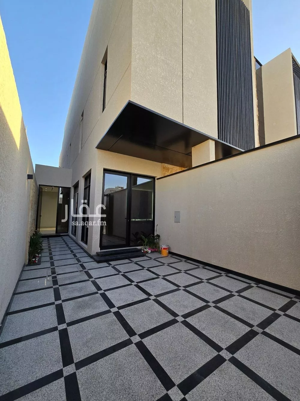 3 bedroom floor in Al Rimal 15