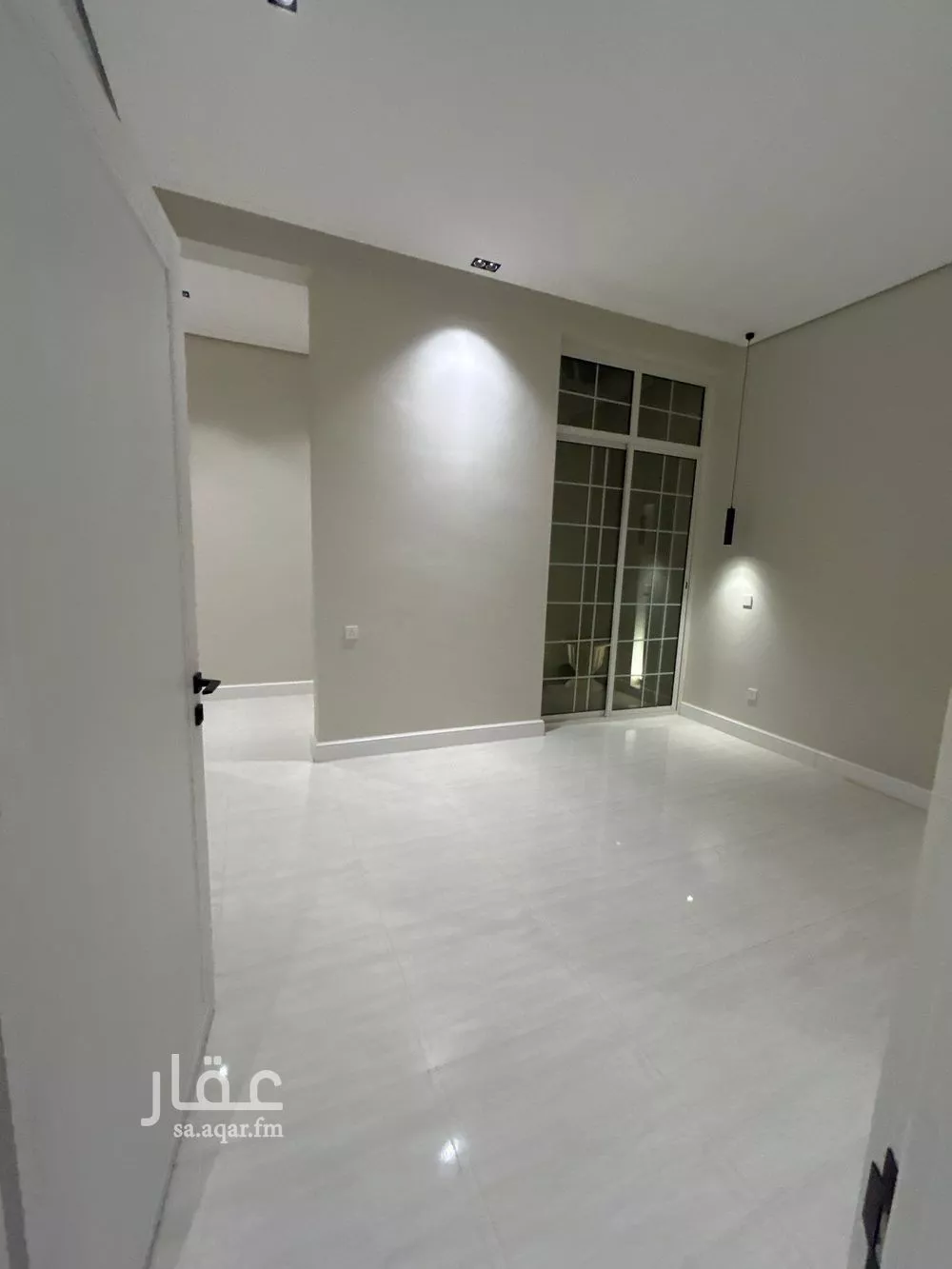 4 bedroom floor in Al Khaleej 5