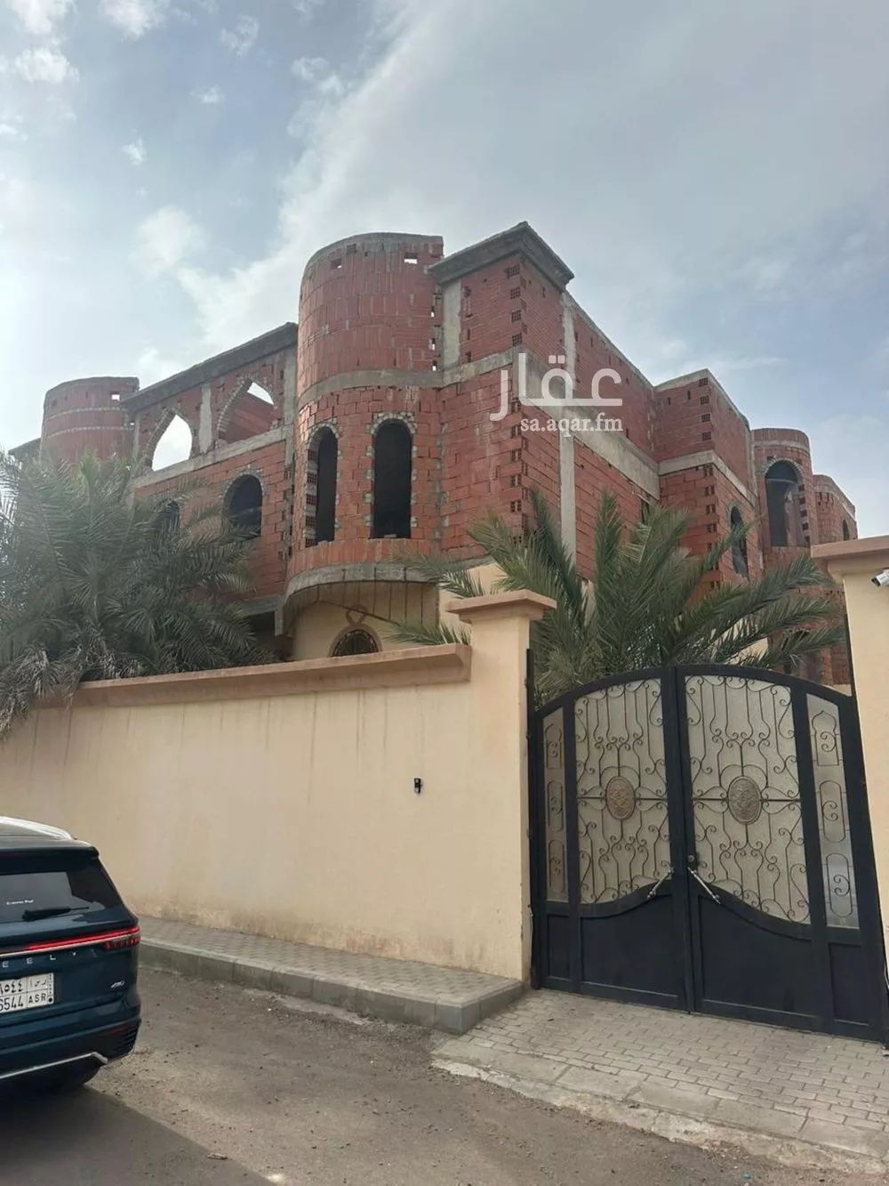 عمارة 750 م² في ورقان 6