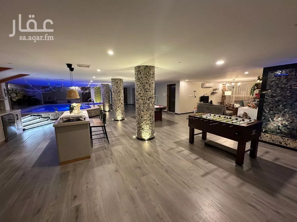 عمارة 750 م² في ورقان 8