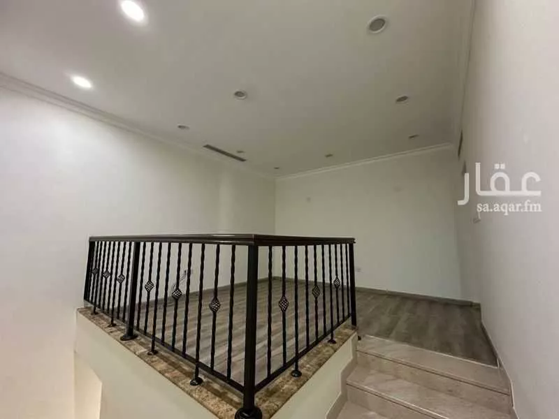 شقة 5 غرف في القصور 4