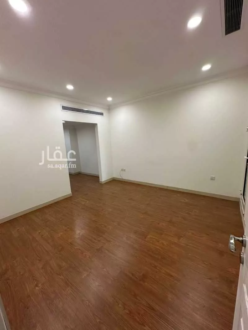 شقة 5 غرف في القصور 6