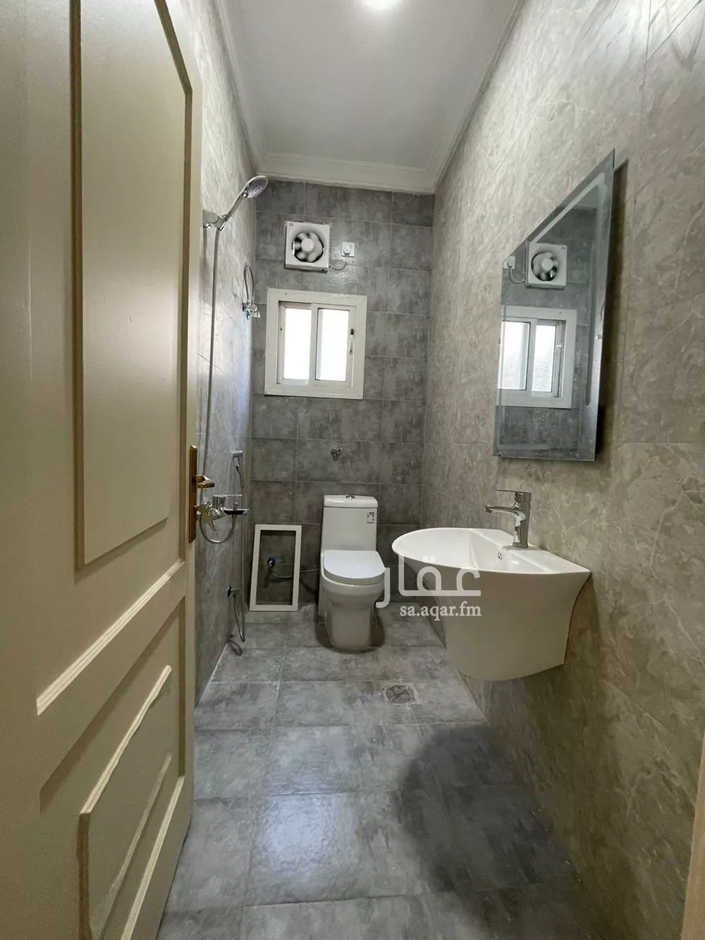 شقة 2 غرف في الفيصلية 5