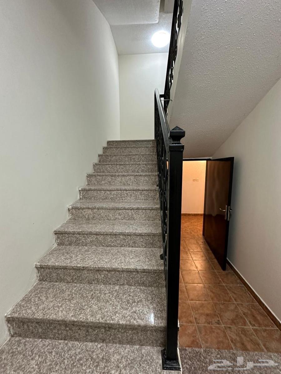 فيلا 3 غرف في العوالي 8