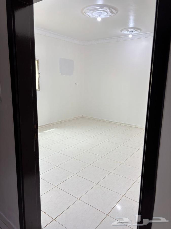 3 bedroom apartment in Al Rimal 6