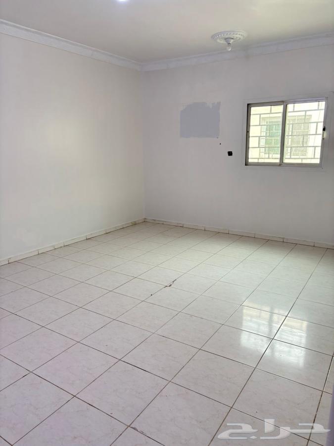 3 bedroom apartment in Al Rimal 8