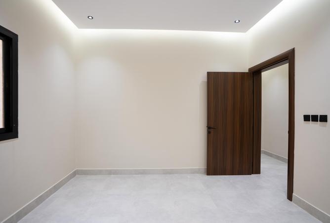 3 bedroom apartment in Al Salamah 3