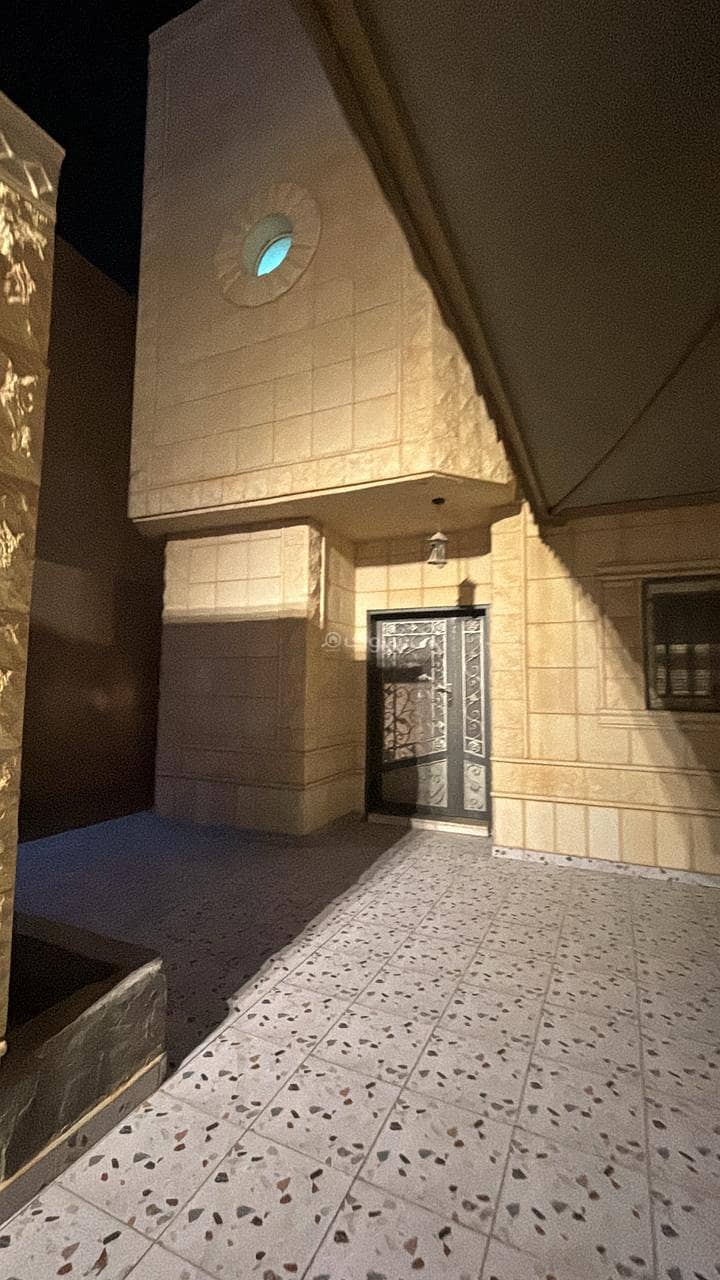 villa in Ishbiliyah, Riyadh 4