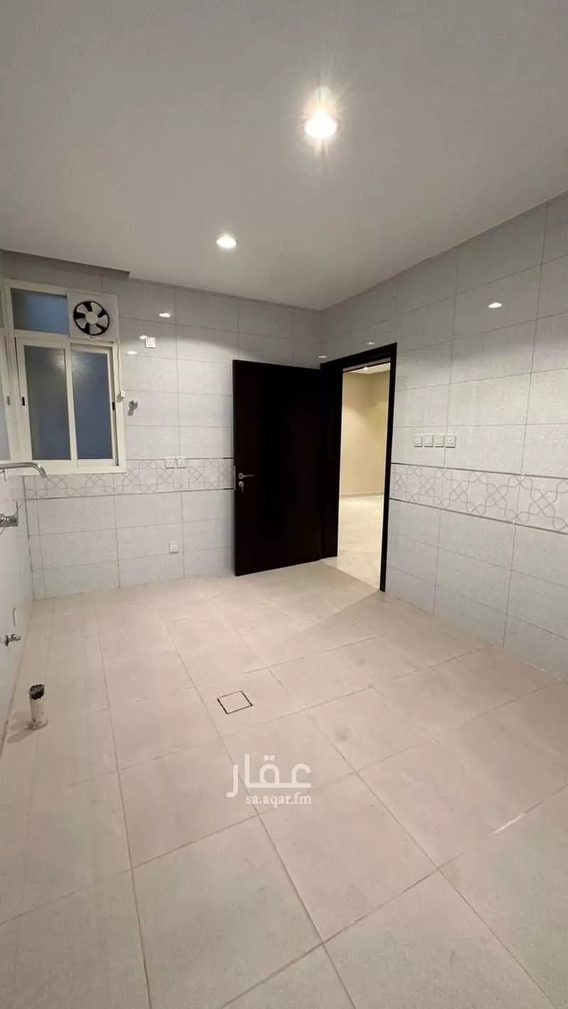 5 bedroom apartment in Al Wahah 6