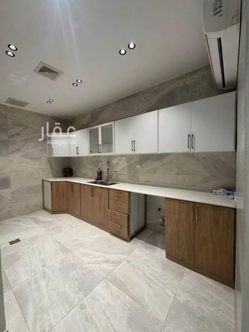 4 bedroom apartment in Al Rawdah, Jeddah 6