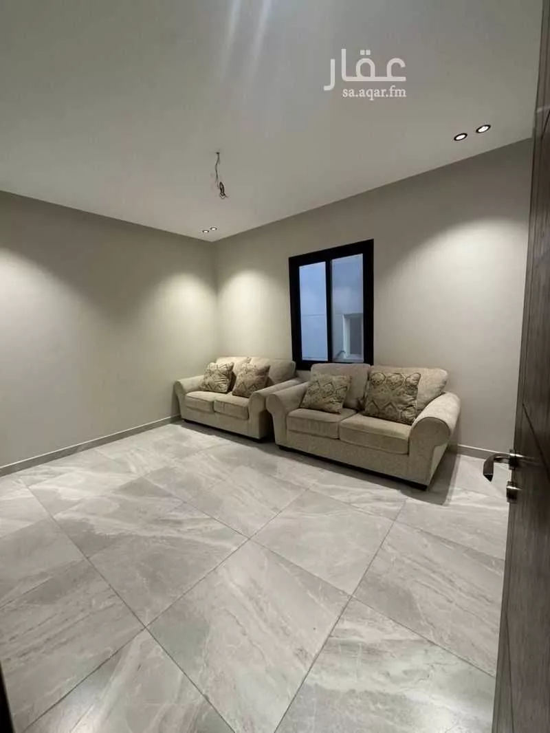 شقة 4 غرف في الروضة 15