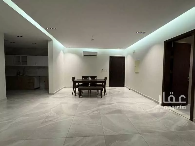 شقة 4 غرف في الروضة 5