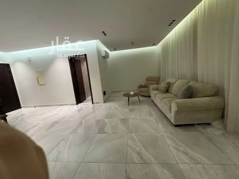 شقة 4 غرف في الروضة 8