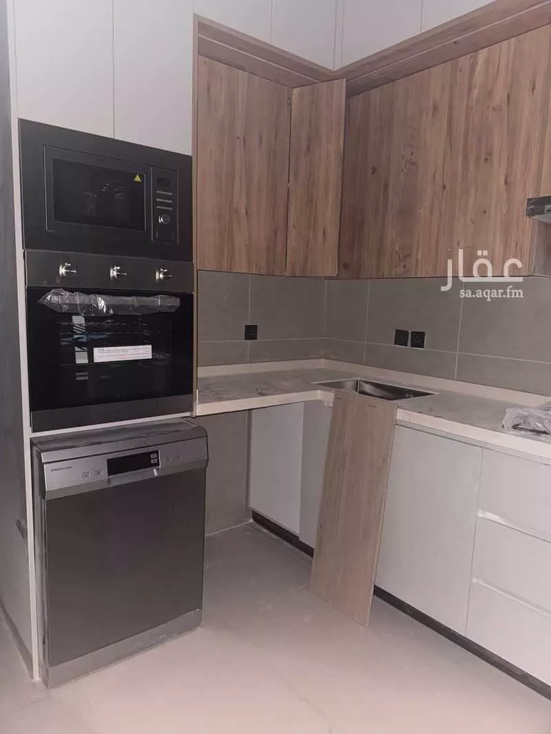 شقة 4 غرف في النهضة 6