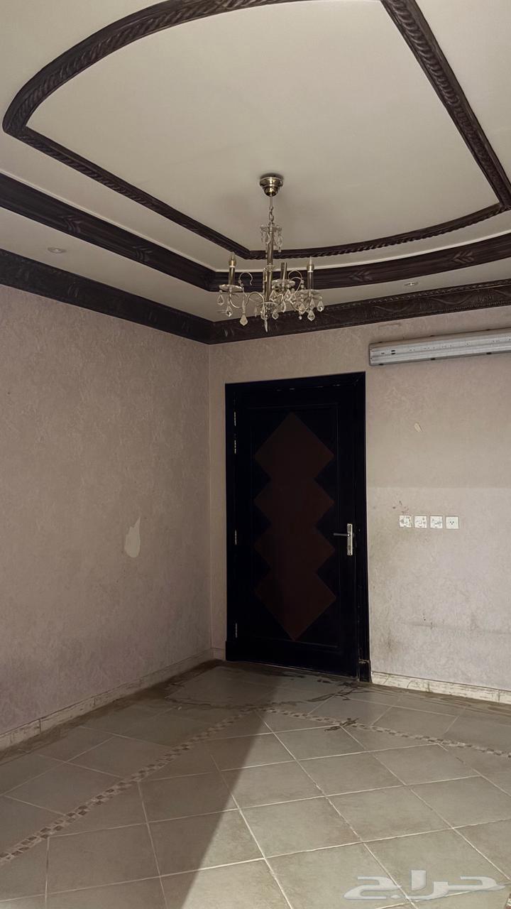 8 bedroom villa in Ishbiliyah 5