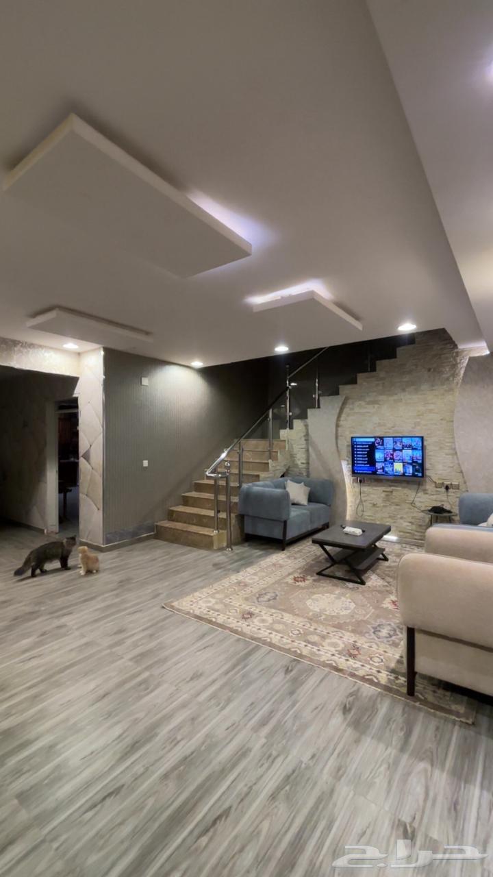 8 bedroom villa in Ishbiliyah 7