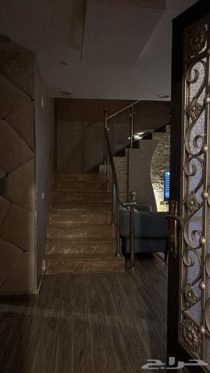 8 bedroom villa in Ishbiliyah 8