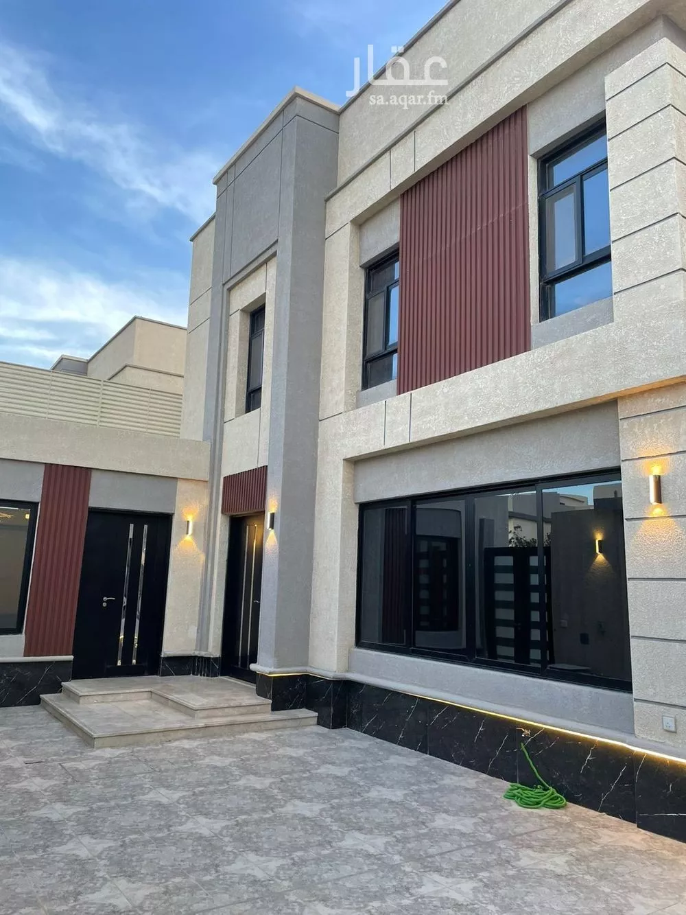 فيلا 5 غرف في الجنادرية 2