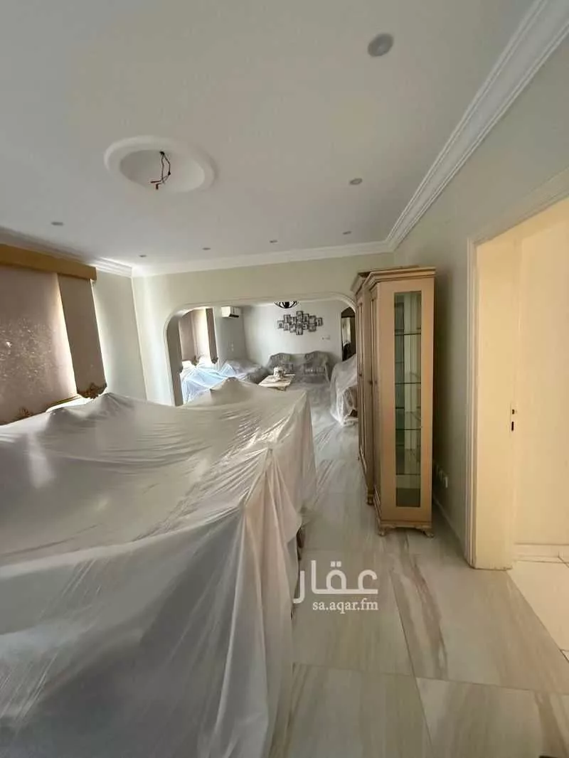 فيلا 5 غرف في السلامة 9