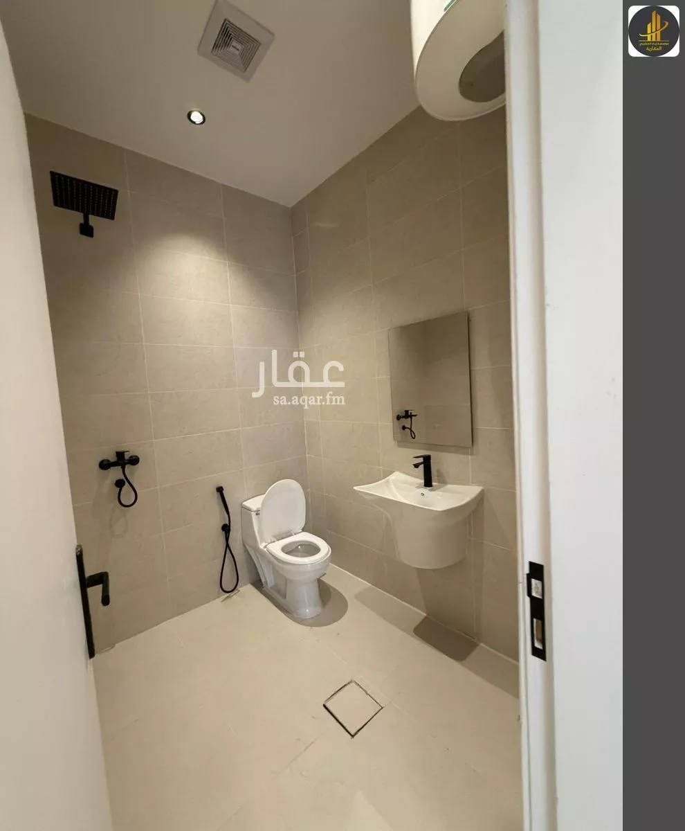 دور 1 غرف في المروج 3