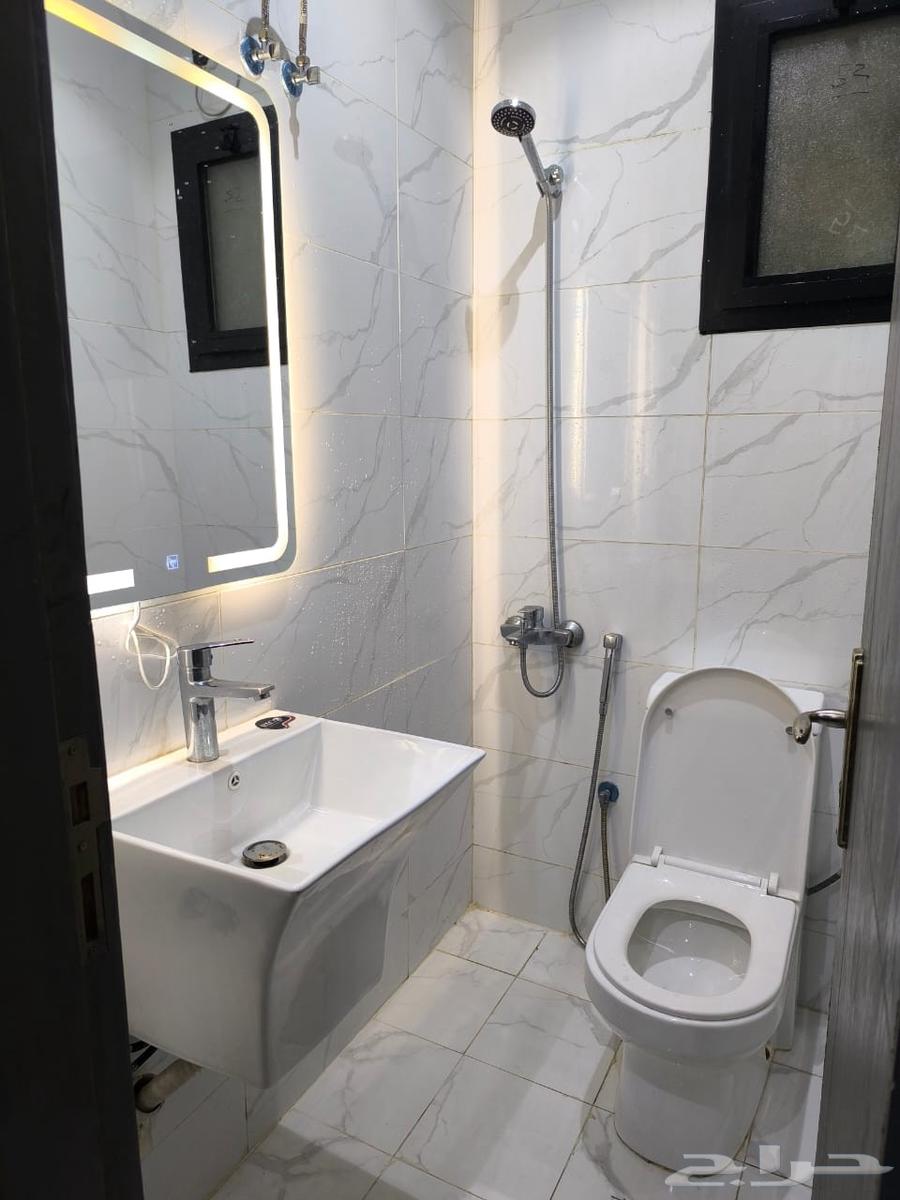 شقة 1 غرف في النعيم 8