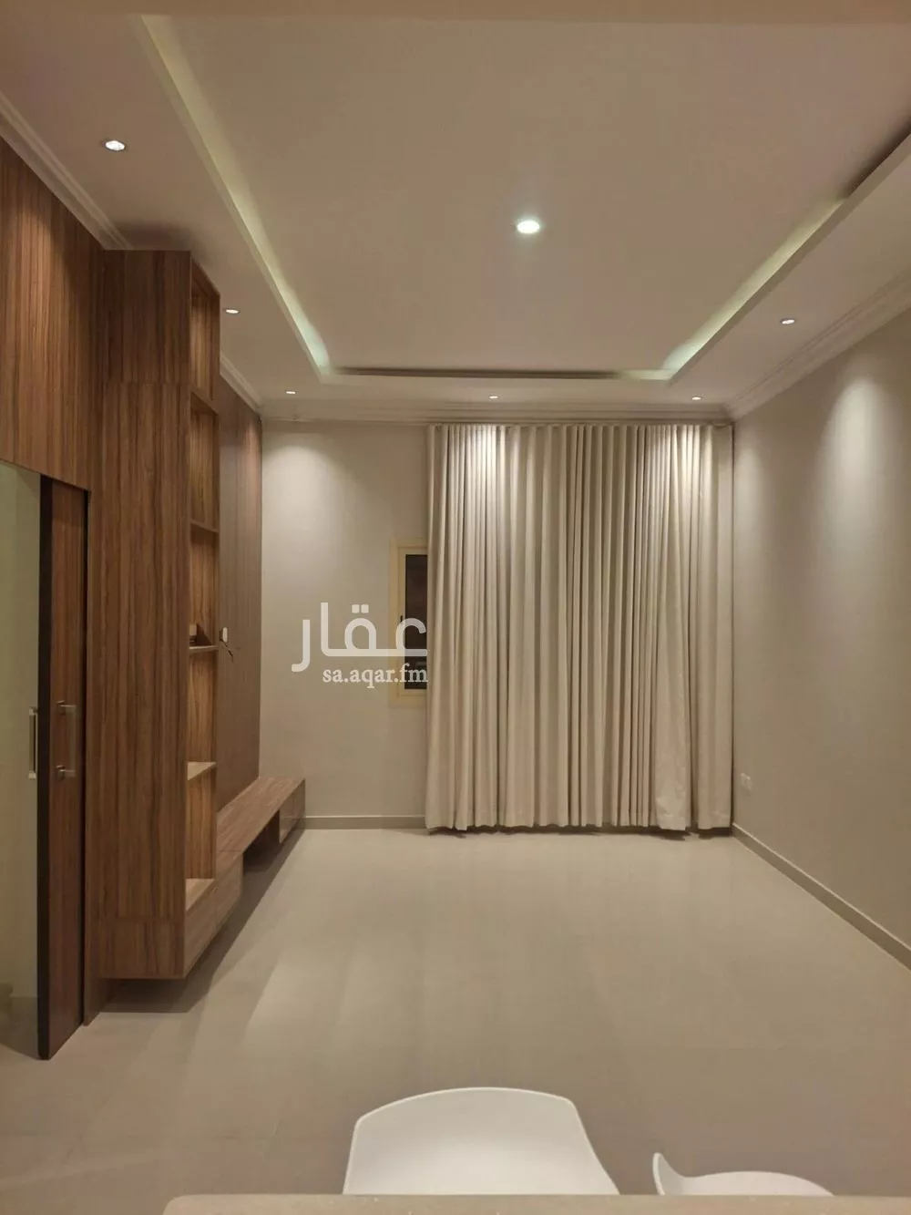 شقة 3 غرف في الملقا 5