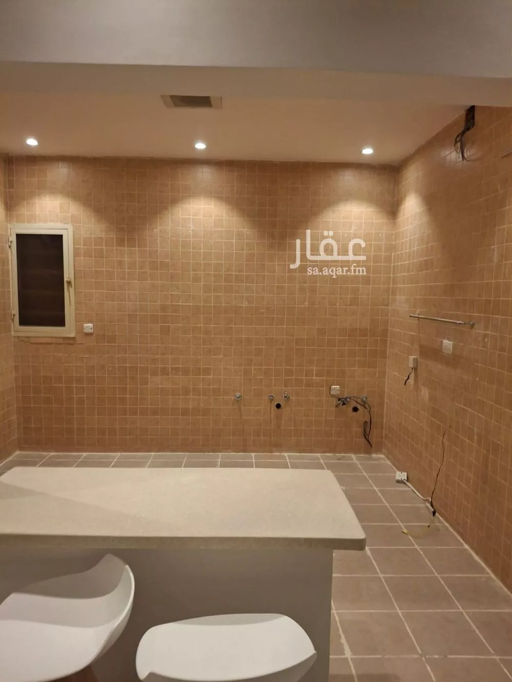 شقة 3 غرف في الملقا 9